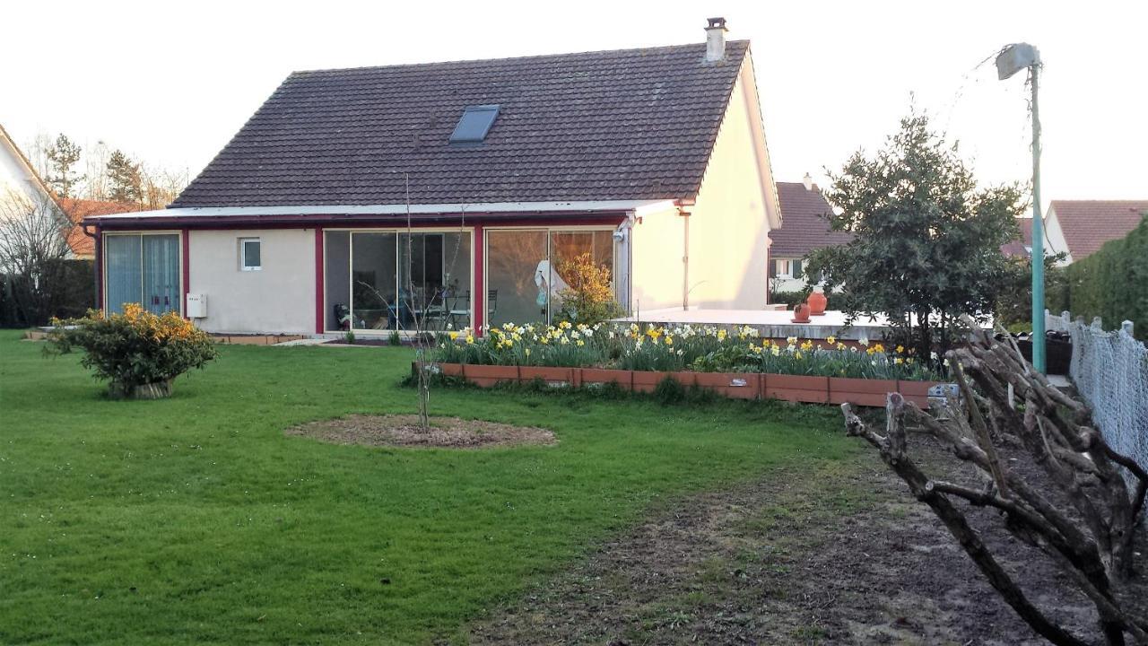3 Chambres Privees Dans Un Jardin D'Hiver, Garage Voiture, Velos, Motos Tourville-sur-Arques Exterior photo