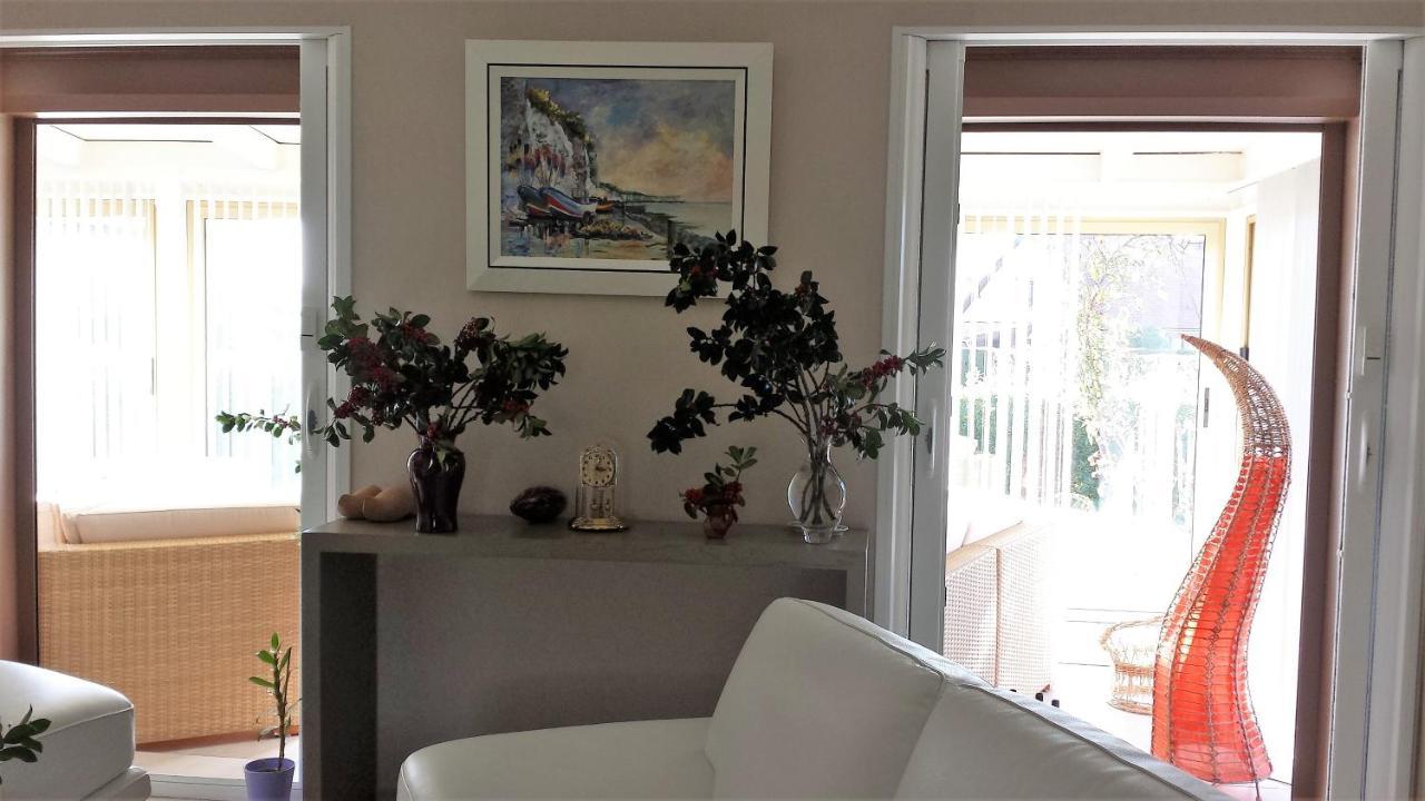3 Chambres Privees Dans Un Jardin D'Hiver, Garage Voiture, Velos, Motos Tourville-sur-Arques Exterior photo